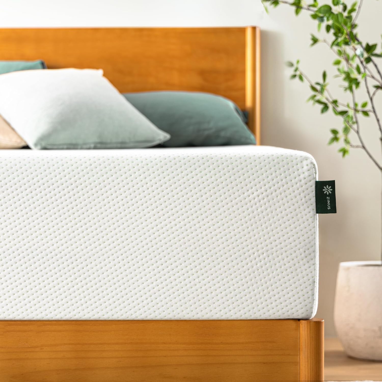 ZINUS 5 Inch Green Tea Memory Foam Mattress [New Version], Twin, Fiberglass free, Medium Firm Feel, Zoned Pressure Relief, Certified Safe Foams & Fabric, Mattress in A Box